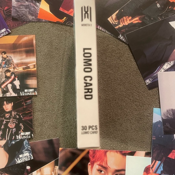 NEW KPOP MONSTA X LOMO CARDS - Picture 5 of 5